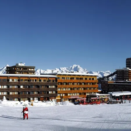 Apartment Grand Pour 6 Au Pied Des Pistes, Lumineux Avec Balcon - Fr-1-455-165 *